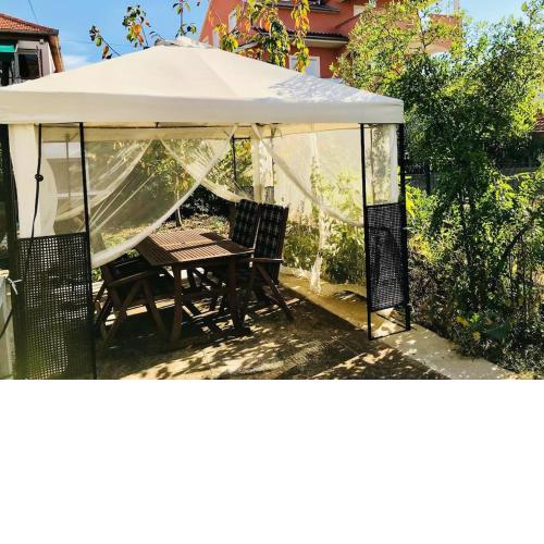 Garden cozy apartment