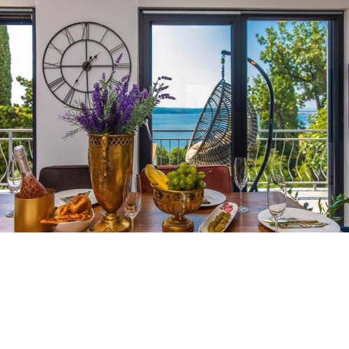Gloria Luxury Suite Apartment