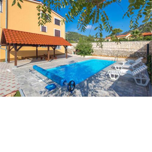 Gorgeous Apartment In Barbat With House Sea View