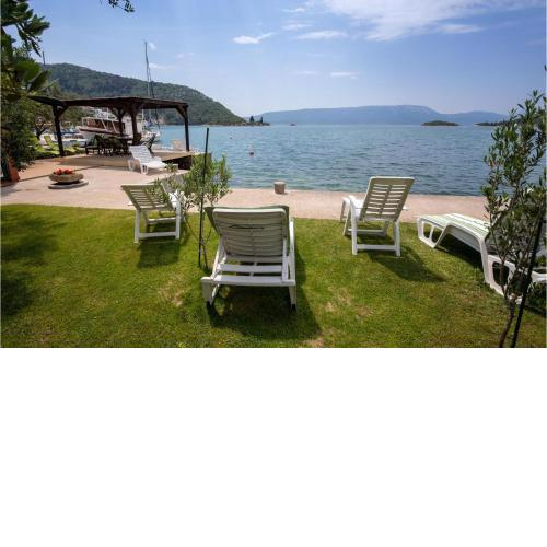 Gorgeous Apartment In Blace With Wifi