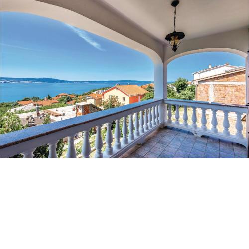 Gorgeous Apartment In Novi Vinodolski With Wifi