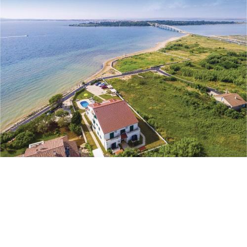 Gorgeous Apartment In Privlaka With Wifi