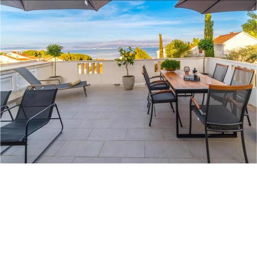 Gorgeous Apartment In Sutivan With House Sea View