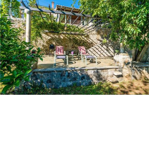 Gorgeous Home In Dubrovnik With Kitchen