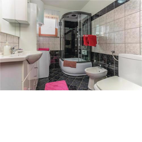 Gorgeous Home In Labin With Kitchen