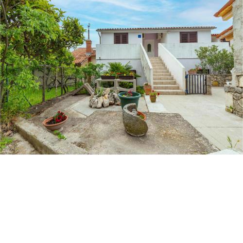 Gorgeous Home In Rabac With Wifi