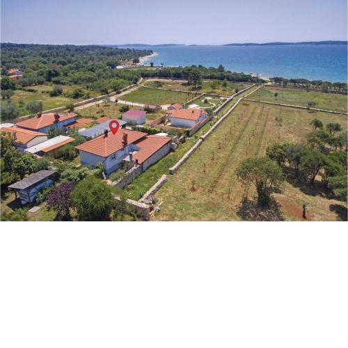 Gorgeous Home In Vodnjan With House Sea View