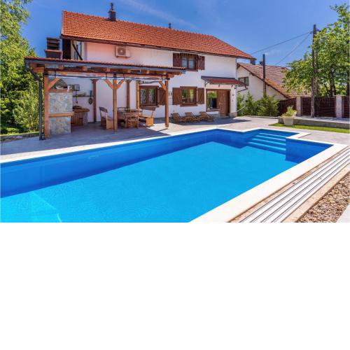 Gorgeous Home In Vrbovsko With Sauna