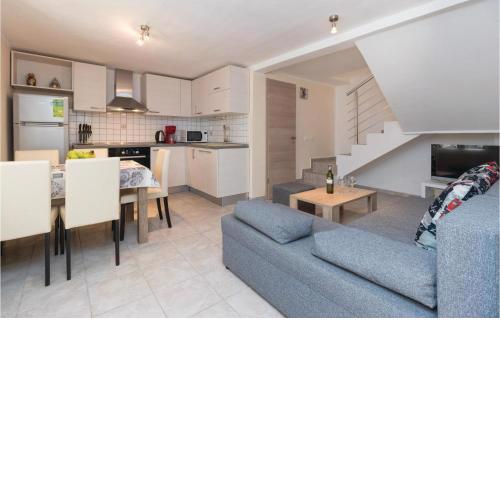 Gorgeous Home In Zadar With Wifi