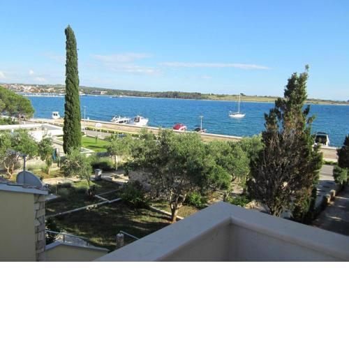 Guesthouse Punta Mira - Beachfront