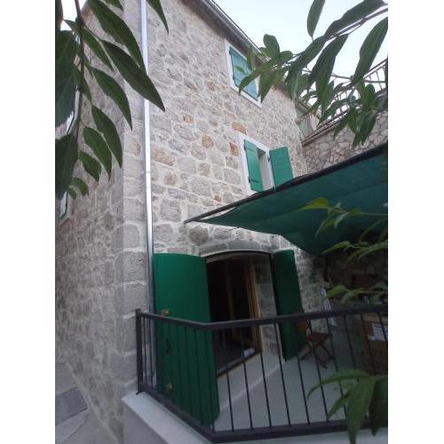 Heritage Apartments Kyra & Fox in Pitve, Hvar