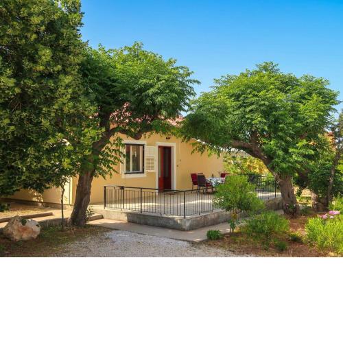 Holiday Home Andela by Interhome