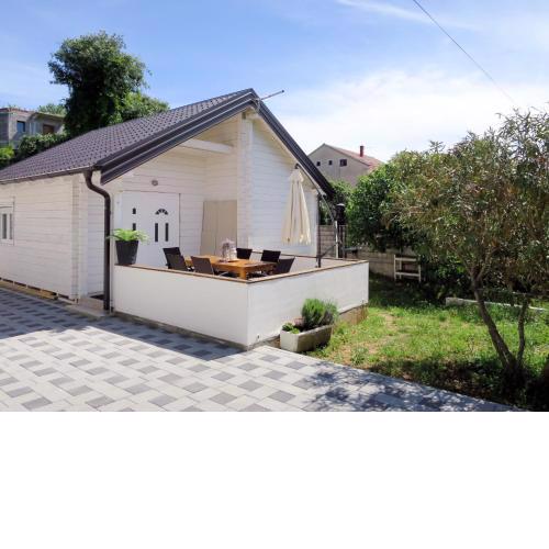 Holiday Home Dada by Interhome