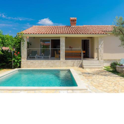 Holiday Home Goldi by Interhome