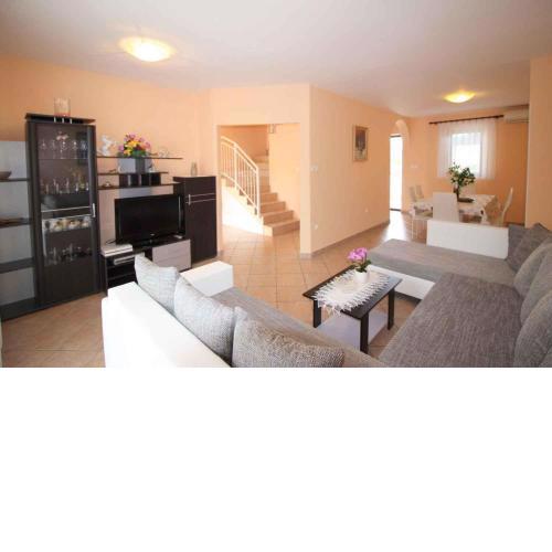 Holiday home in Porec/Istrien 10330