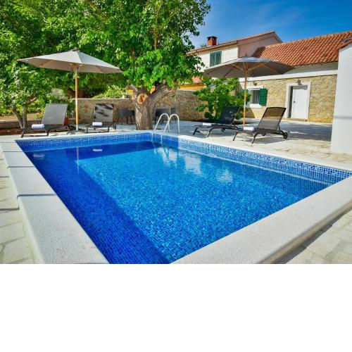 Holiday Home Ivan by Interhome