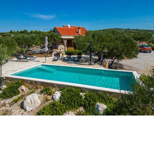 Holiday Home Kuća Sunca