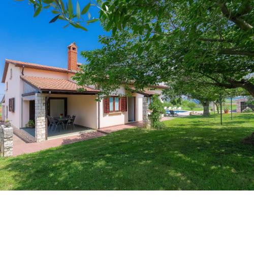 Holiday Home Licia by Interhome