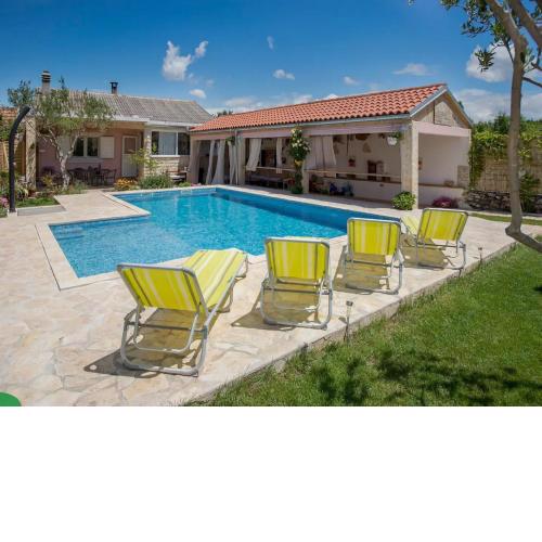Holiday Home Velini Dvori