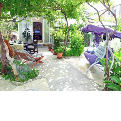 Holiday Home Villa ANiMa-Mia by Interhome