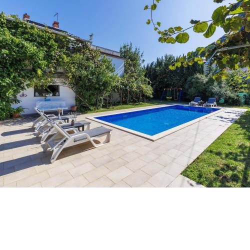 Holiday Home Villa Toni by Interhome