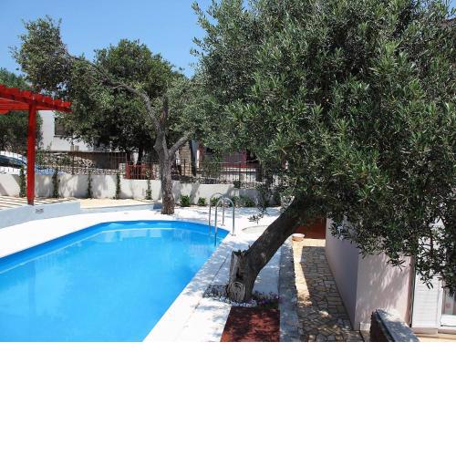 Holiday Home Vinka by Interhome