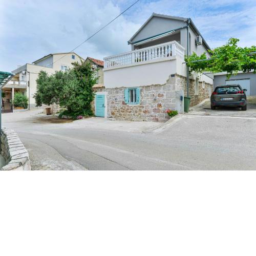 Holiday house with a parking space Pakostane, Biograd - 18982