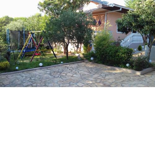 Holiday house with a swimming pool Zadar - Diklo, Zadar - 11700