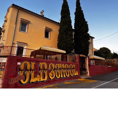Hostel Old School
