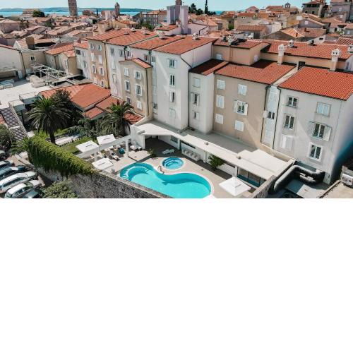 Hotel International