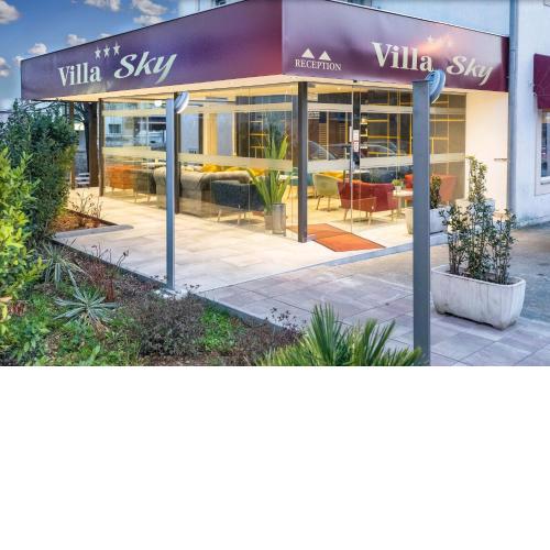 Hotel Sky