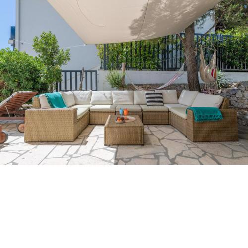 House 50 m from the beach, not far from Split AirPort