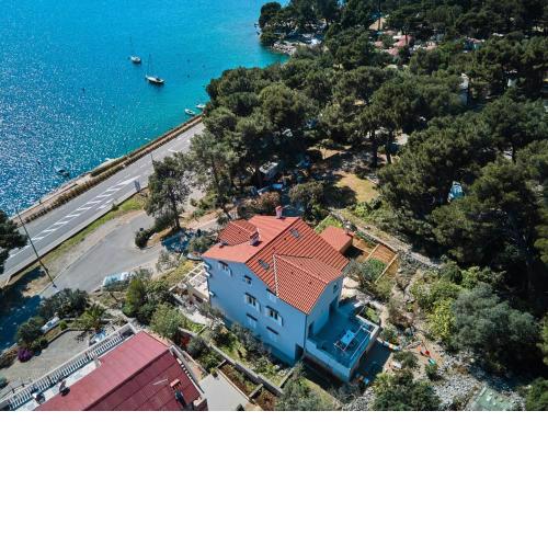 House Katarina with sea view and berth