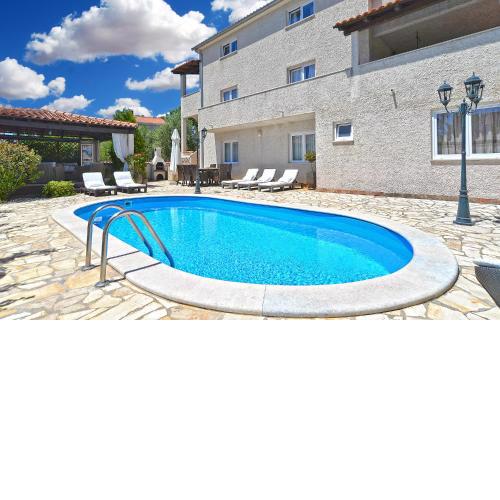 House Vesna 2101