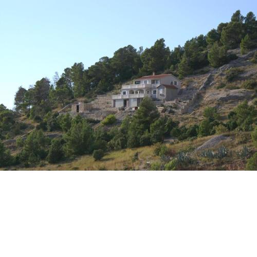 Isolated apartments with a parking space Cove Vela Farska, Brac - 2897