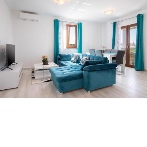 Kaylie Apartment