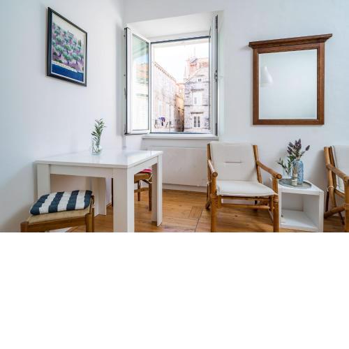 LAUS II, Lovely Apartment in Old town Dubrovnik