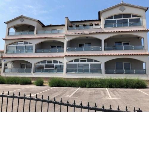 L&B apartment Nin