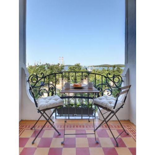 Lifestyle Apartments