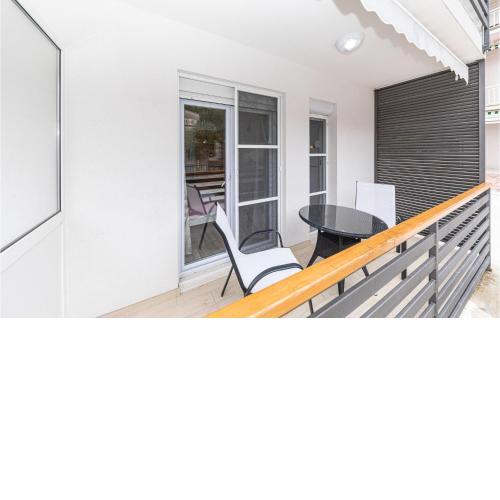 Lovely Apartment In Klek With Wifi