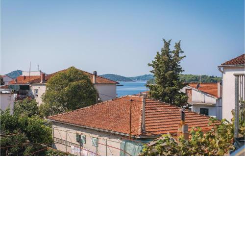 Lovely Apartment In Rogoznica With Wifi