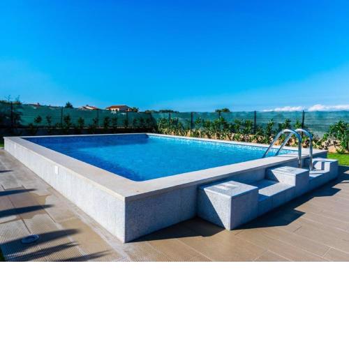 Lovely holiday home in Fazana with swimming pool