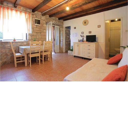 Lovely Home In Korcula With Kitchen