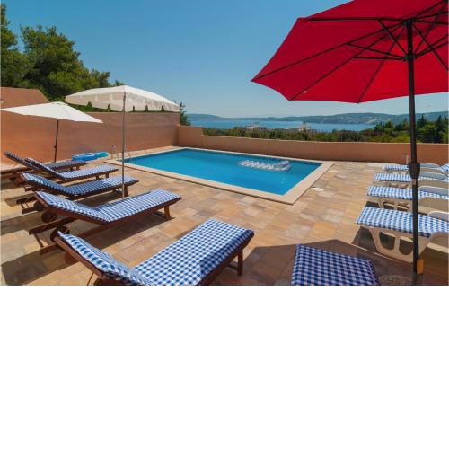 Lovely Home In Seget Donji With Wifi