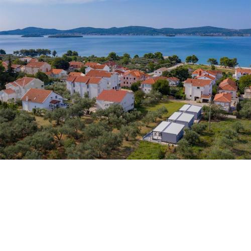 Lovely Home In Sveti Filip I Jakov With Wifi