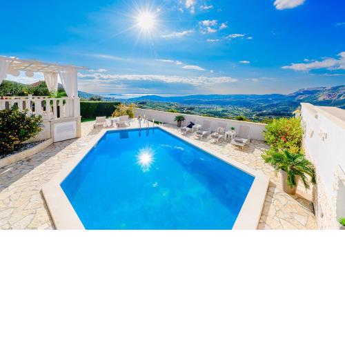 Lovely Lucia's house