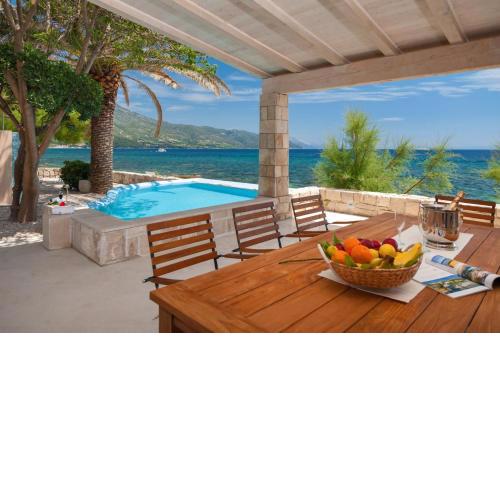 Luxury Beachfront Villa Gracia Grande with private pool at the beach in Orebic - Peljesac