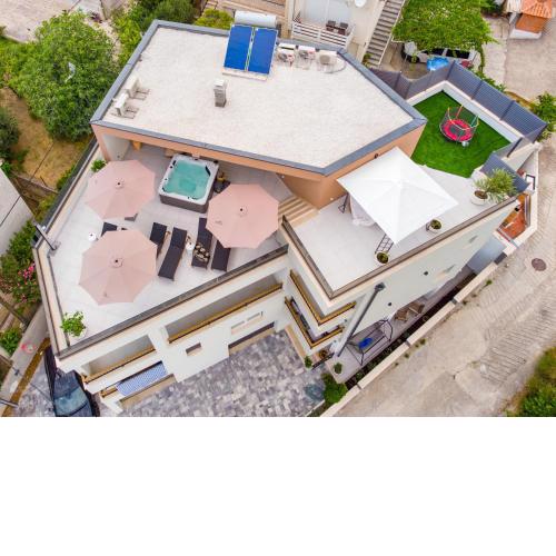 Luxury Penthouse Duce