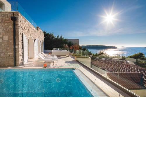 Luxury Seafront Villa Primosten Glamour with private pool, sauna and gym at the beach in Primosten