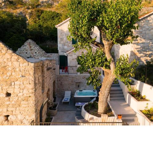 Luxury villa with a parking space Podstrana, Split - 20516